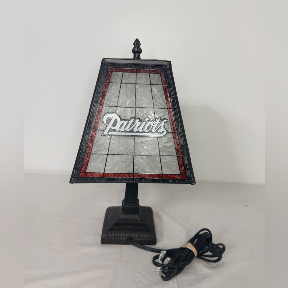 New England Patriots Lamp NFL Desk Light Fan Decor faux stain glass